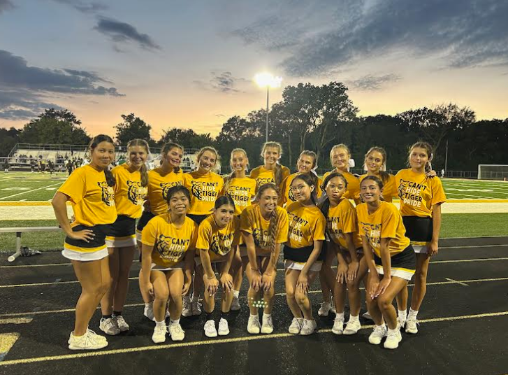 Meet the EPHS Varsity Cheer Team